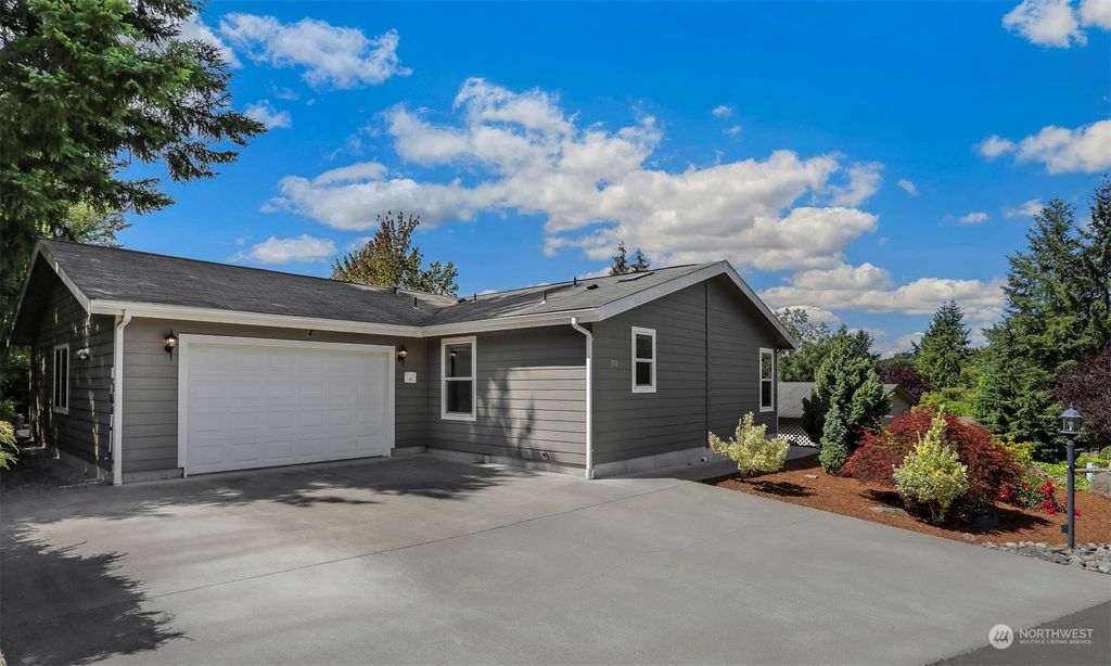 Photo of 730 236th Place SW, Bothell, WA 98021 (MLS # 2155653)