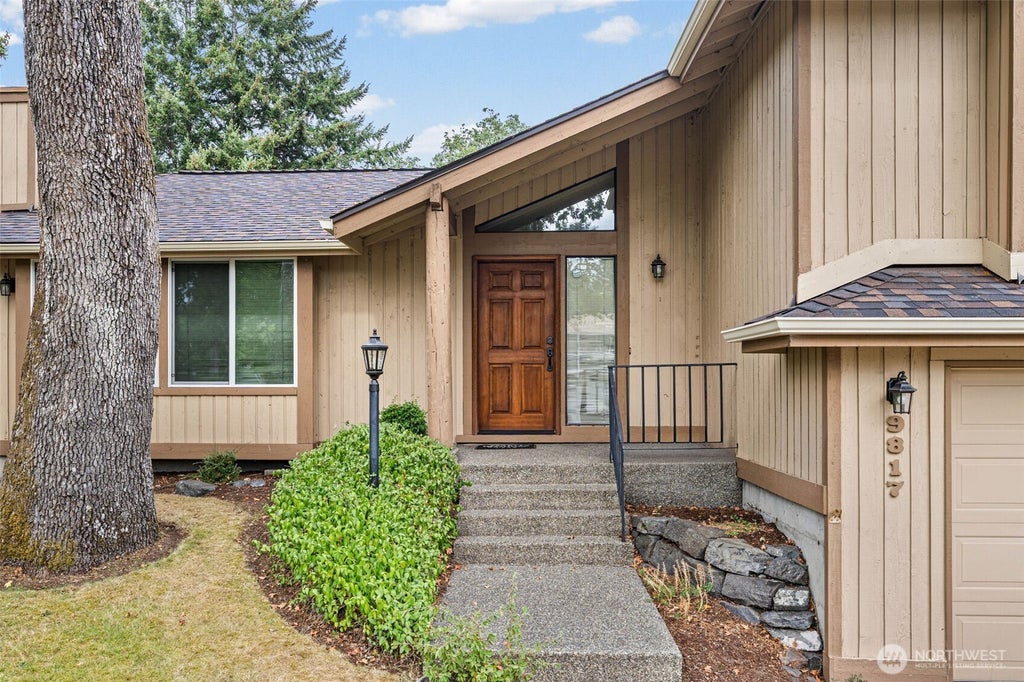 Photo of 9817 61st Street Ct W, University Place, WA 98467 (MLS # 2581892)