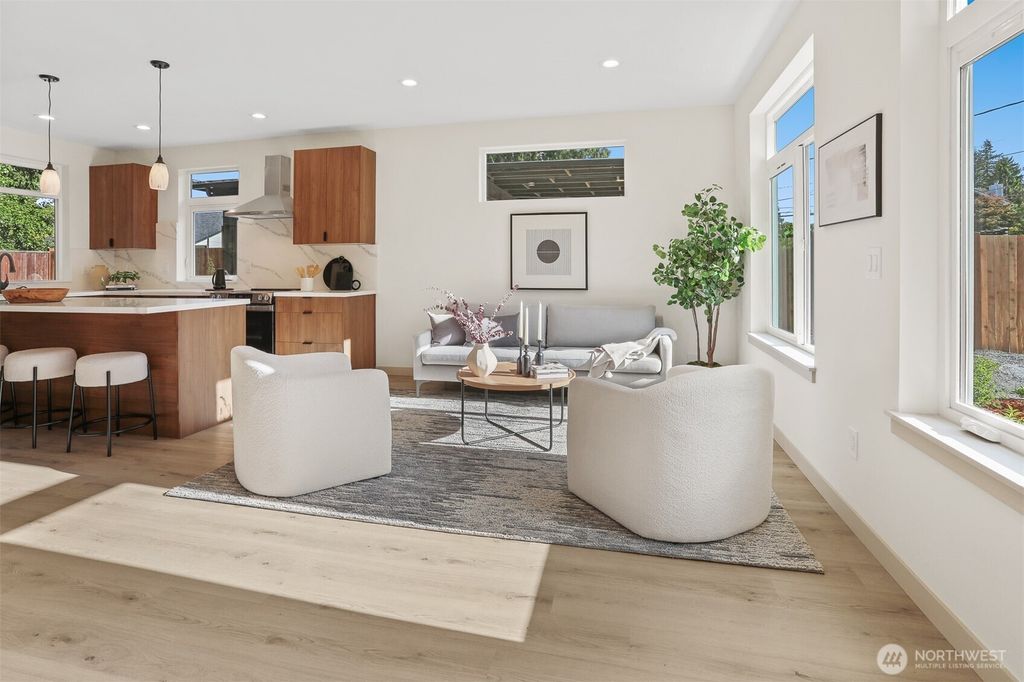 Photo of 14306 Dayton Avenue N, Seattle, WA 98133 (MLS # 2395523)