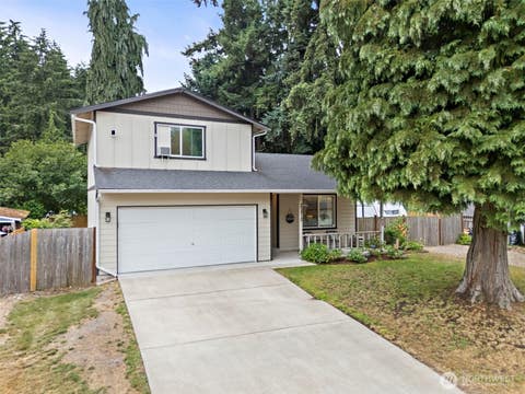 Photo of 20810 Bonanza Drive E, Bonney Lake, WA 98391 (MLS # 2550938)