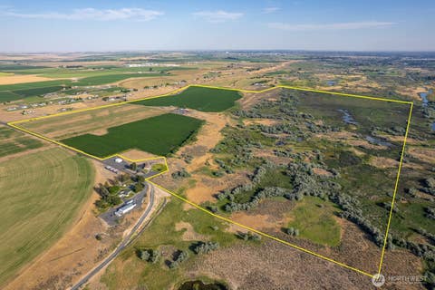 Photo of 8708 K NE, Moses Lake, WA 98837 (MLS # 2552928)