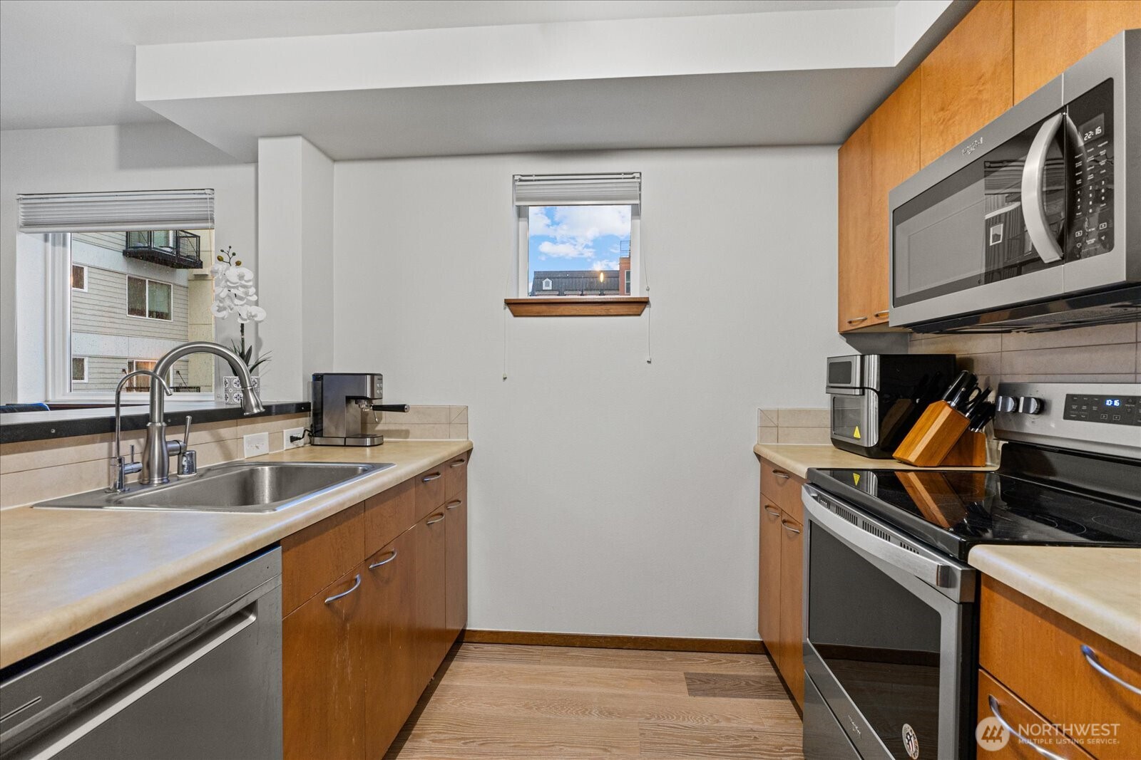 12334 31st Avenue NE 209