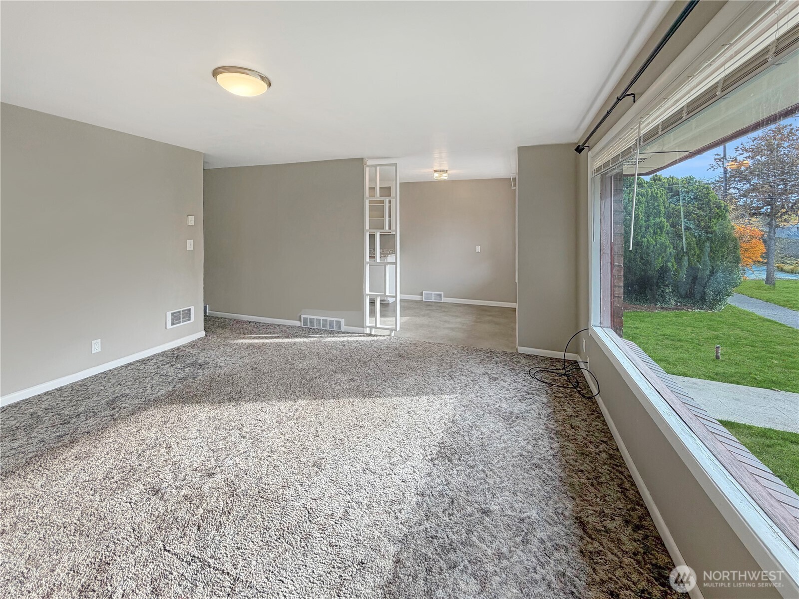 8352 Wabash Avenue S