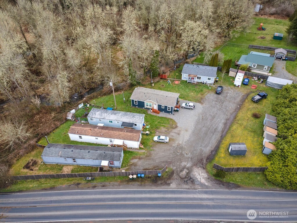 1098 Old Highway 99 S