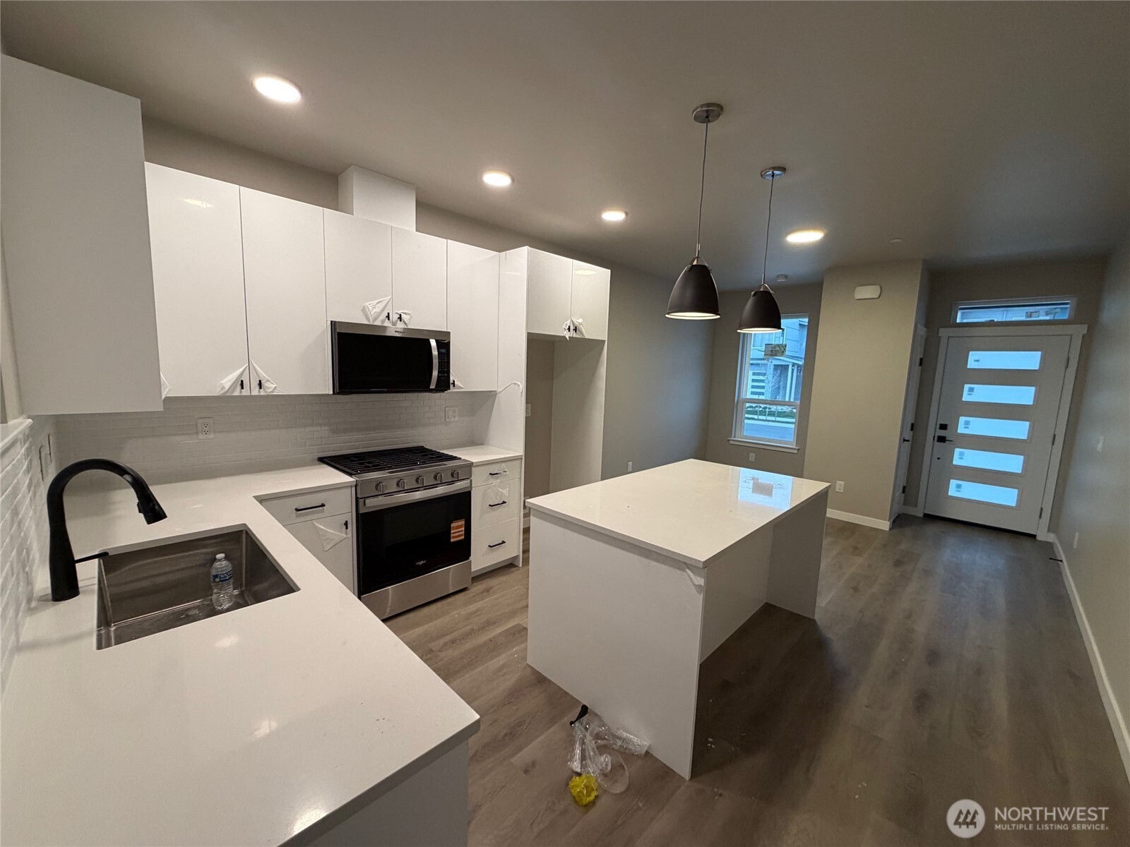 557 Northview Street