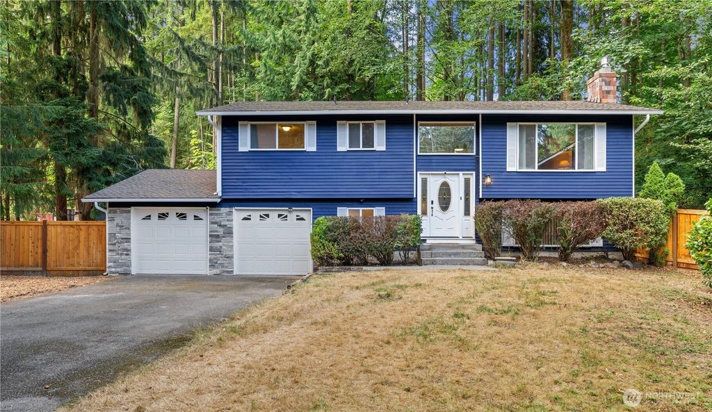 Photo of 15718 173rd Avenue NE, Woodinville, WA 98072 (MLS # 2421725)