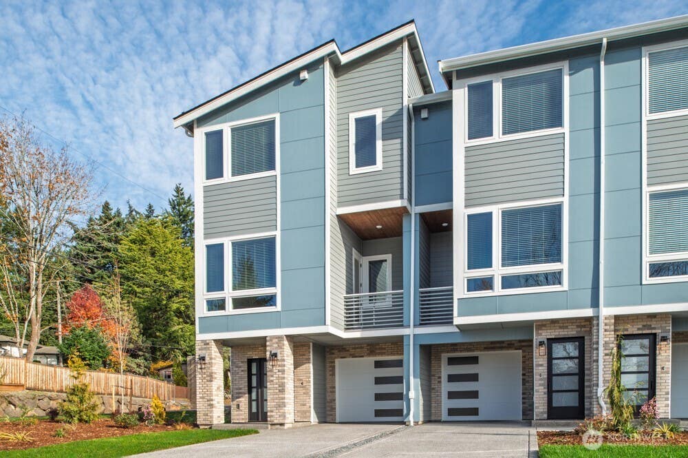 Photo of 6613 S 128th Street, Seattle, WA 98178 (MLS # 2534387)
