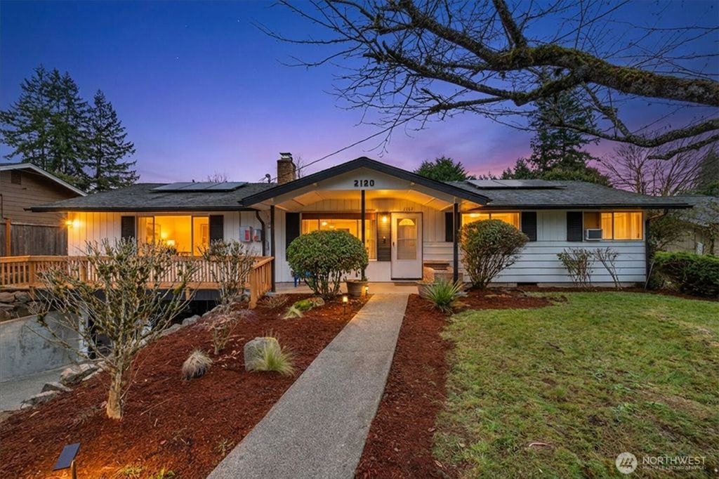 Photo of 2120 Ginko Street SE, Auburn, WA 98092 (MLS # 2472767)