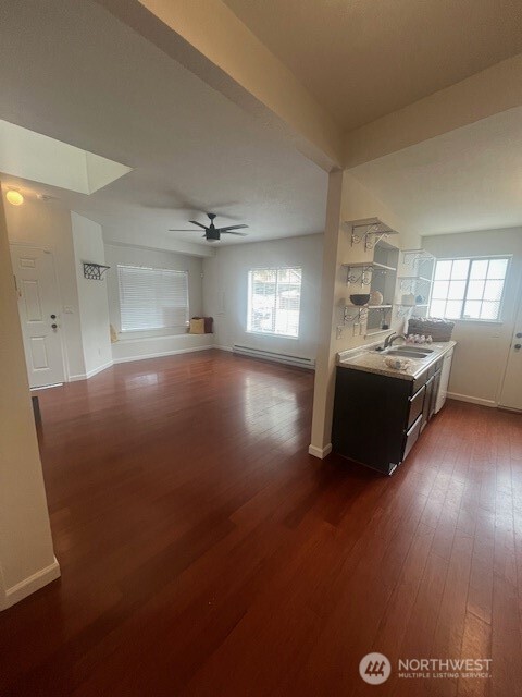 636 Malibu Drive SE