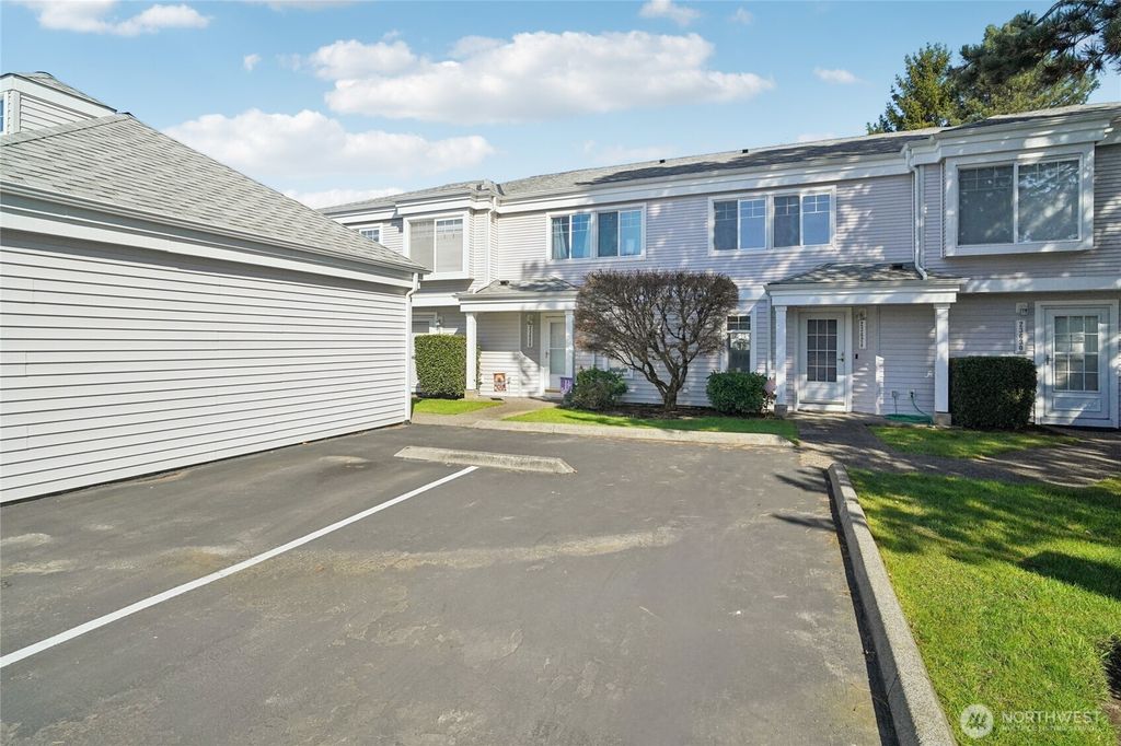 Photo of 23628 55th Place S #15-3, Kent, WA 98032 (MLS # 2495425)