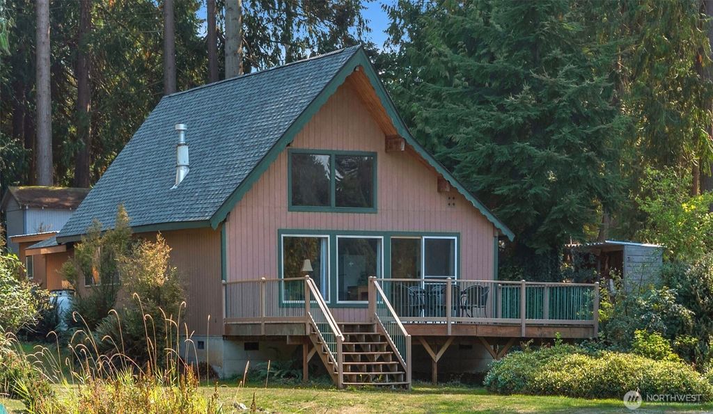 Photo of 31408 79th Drive NW, Stanwood, WA 98292 (MLS # 2432421)