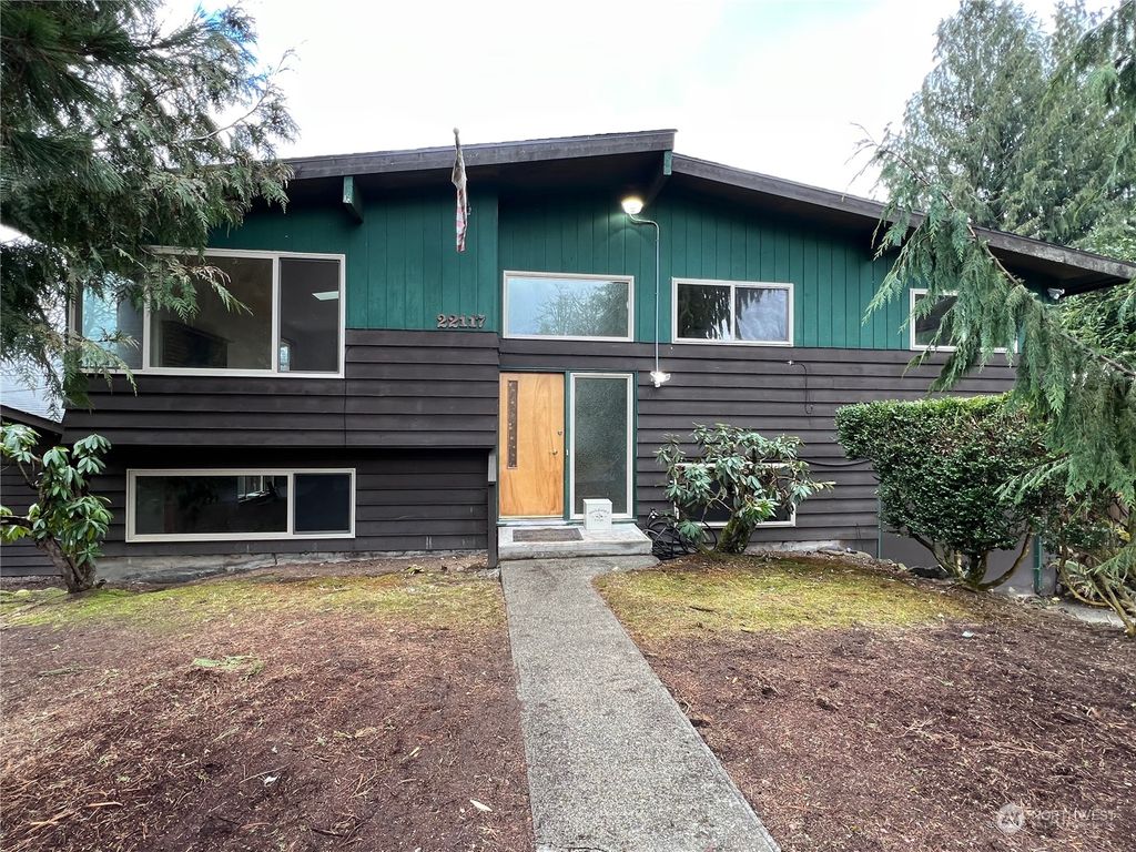 Photo of 22117 SE 266th Street, Maple Valley, WA 98038 (MLS # 2047877)