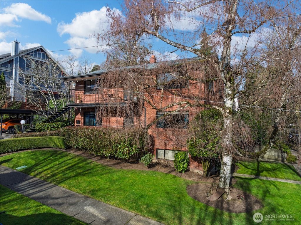 Photo of 1436 E Ward Street, Seattle, WA 98112 (MLS # 2482120)