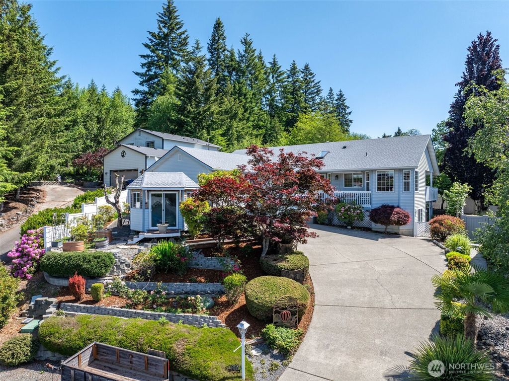 Photo of 128 Jackson View Drive, Chehalis, WA 98532 (MLS # 2500336)