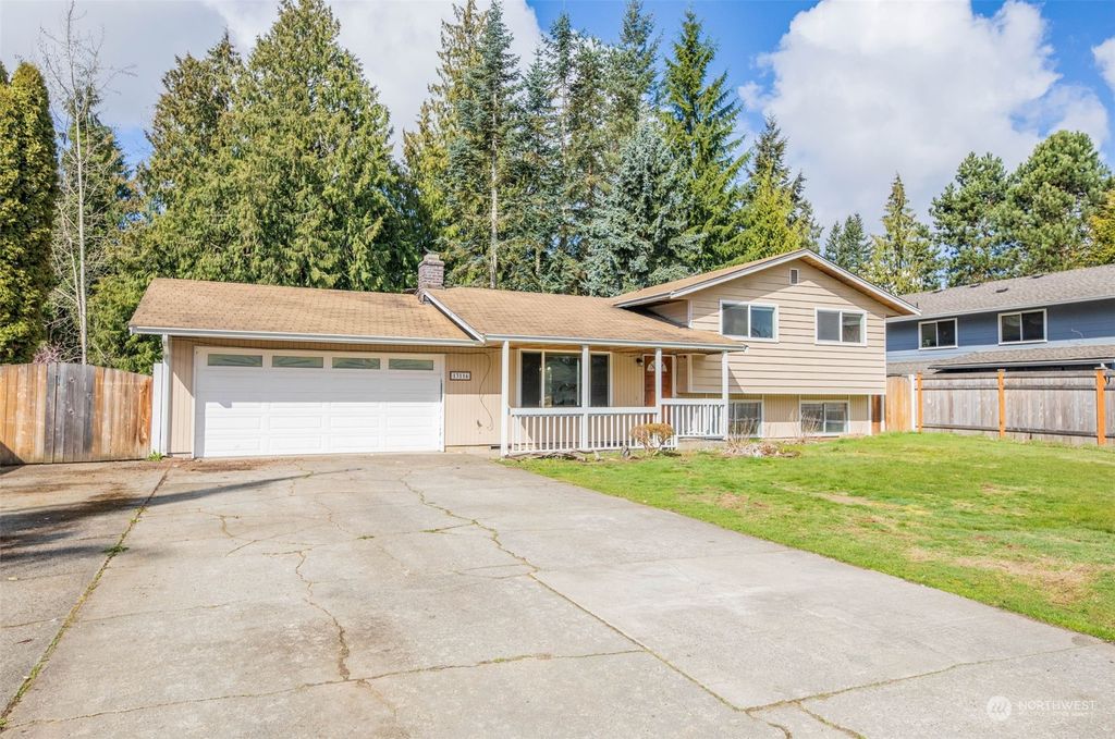 Photo of 13116 48th Avenue NE, Marysville, WA 98271 (MLS # 2052690)
