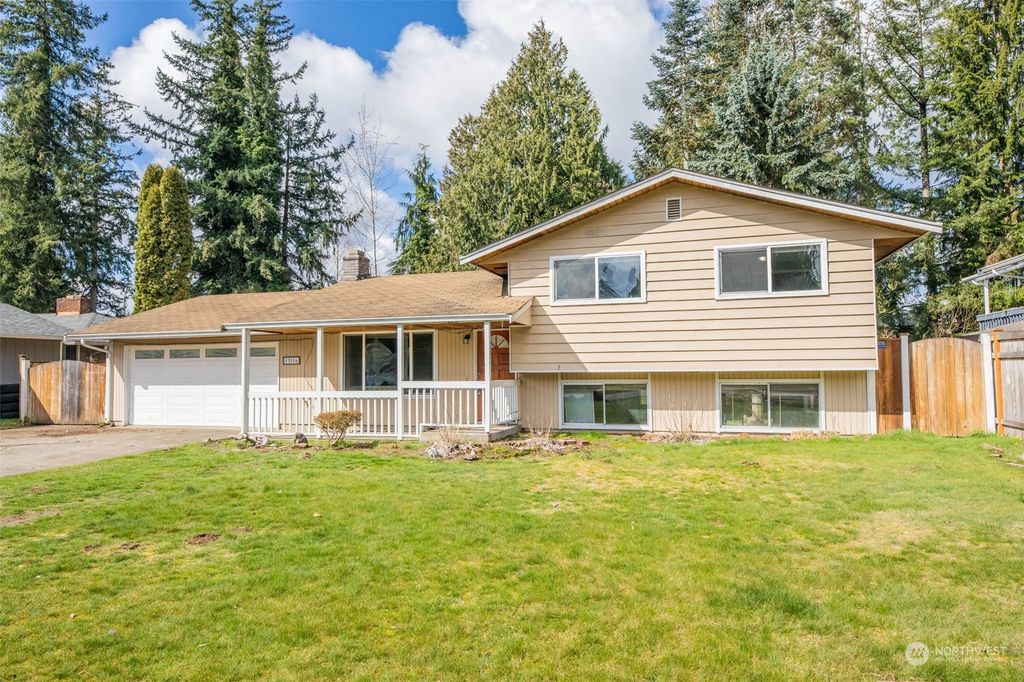 Photo of 13116 48th Avenue NE, Marysville, WA 98271 (MLS # 2052690)