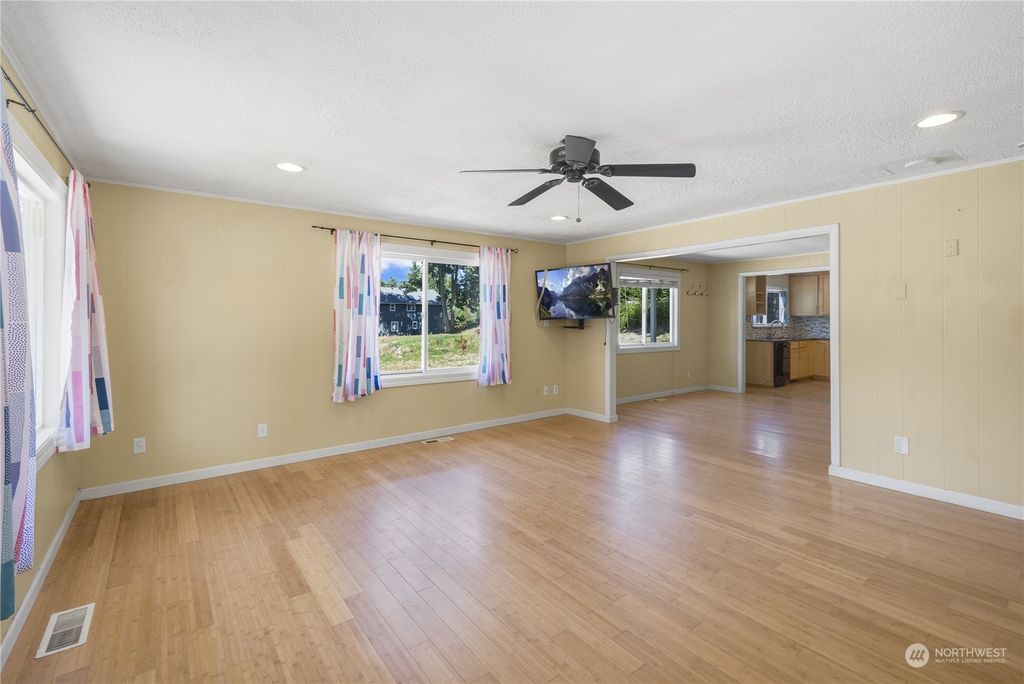 Photo of 15328 Juanita Drive NE, Kenmore, WA 98028 (MLS # 2144007)
