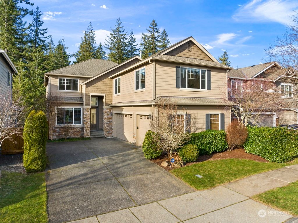 Photo of 6803 Crest View Avenue SE, Snoqualmie, WA 98065 (MLS # 2325008)