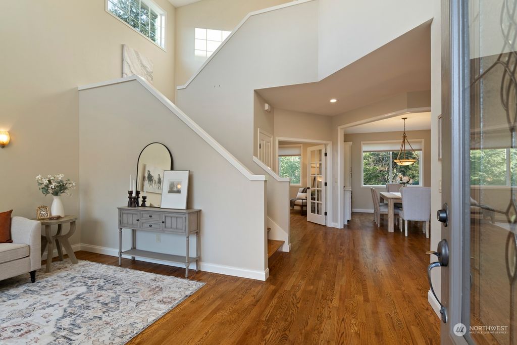 Photo of 6803 Crest View Avenue SE, Snoqualmie, WA 98065 (MLS # 2325008)