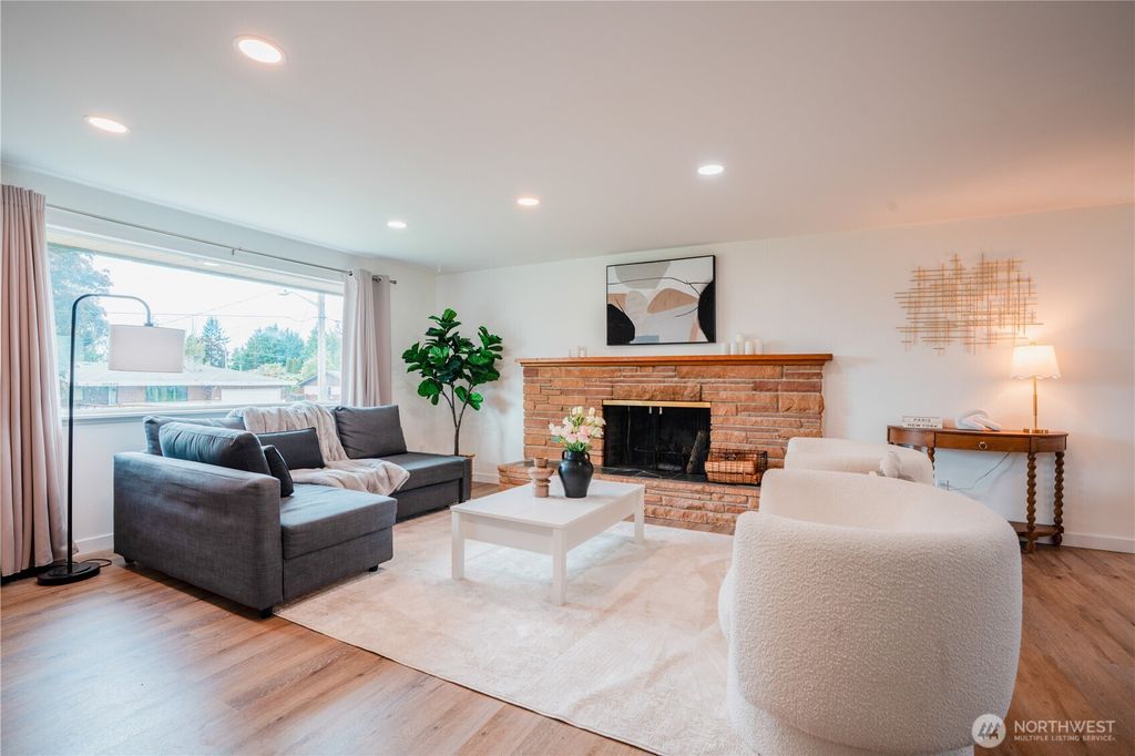 Photo of 20840 102nd Avenue SE, Kent, WA 98031 (MLS # 2524515)