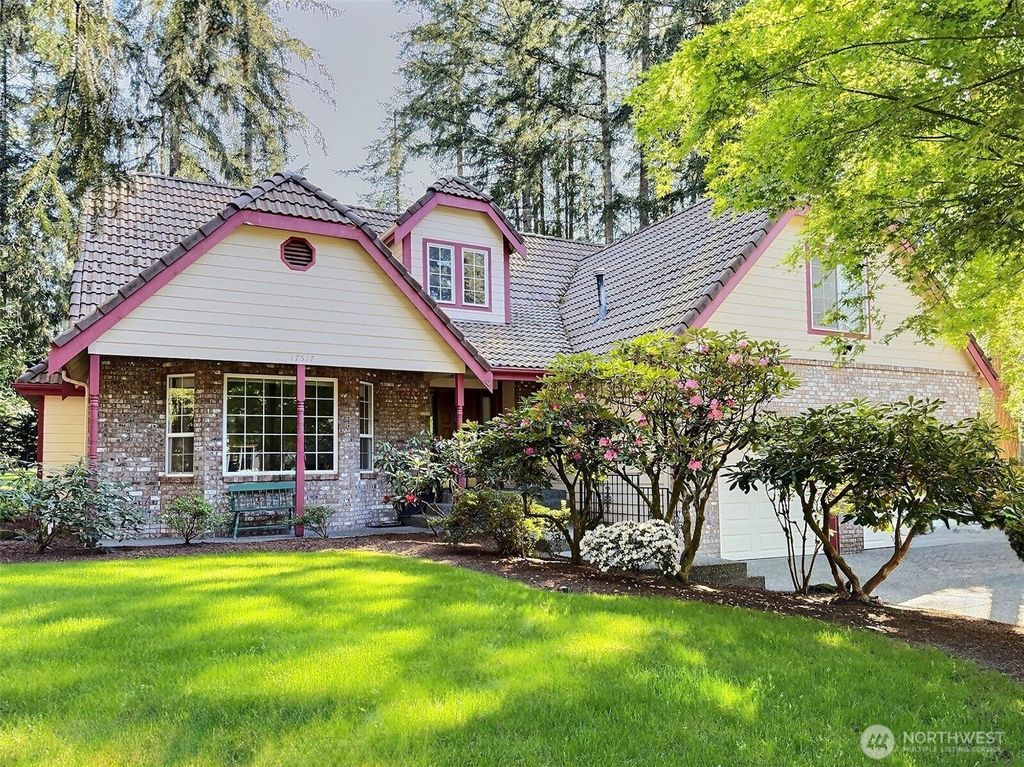 Photo of 17517 SE 293rd Place, Kent, WA 98042 (MLS # 2550898)