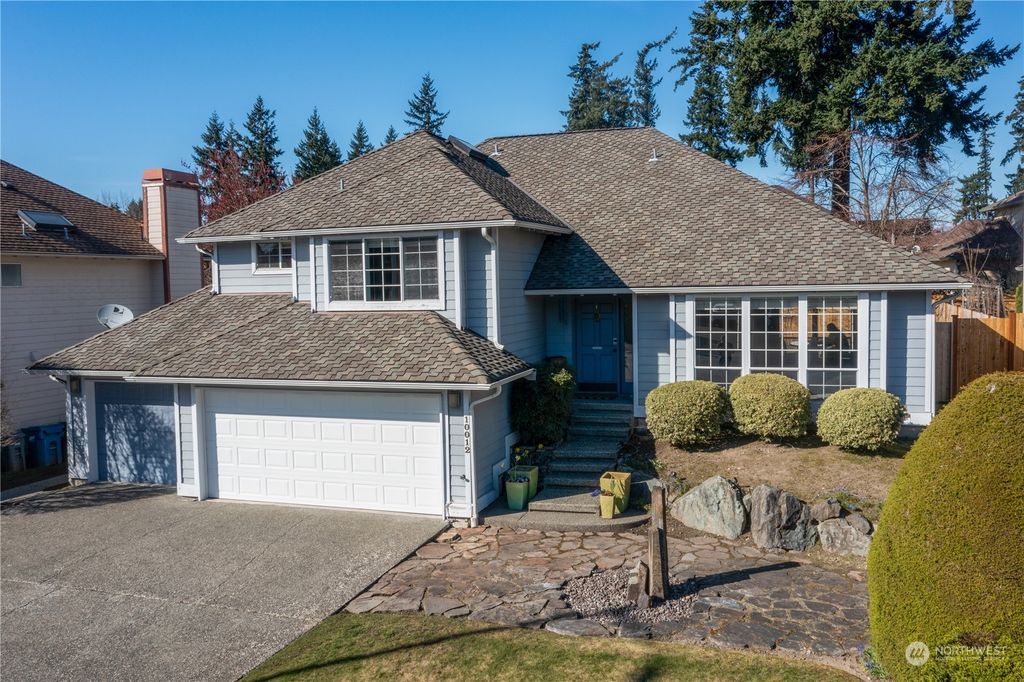Photo of 10012 SE 247th Place, Kent, WA 98030 (MLS # 2209200)
