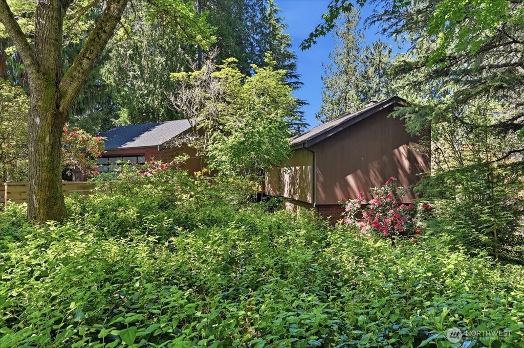 Photo of 9418 Odin Way, Bothell, WA 98011 (MLS # 2528524)