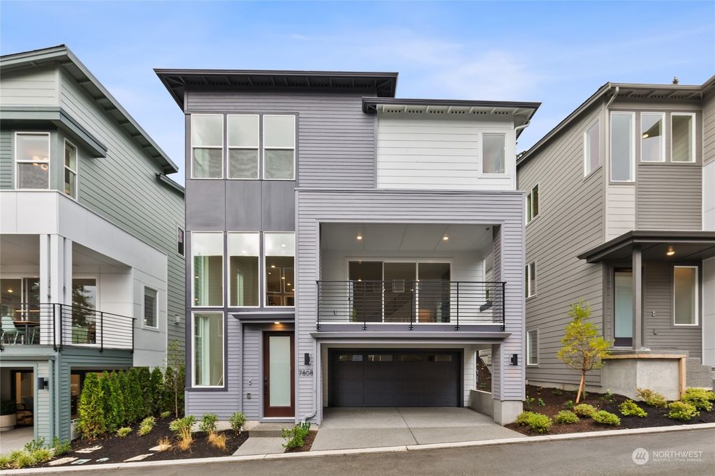 Photo of 7808 NE 123rd Court, Kirkland, WA 98034 (MLS # 2026636)