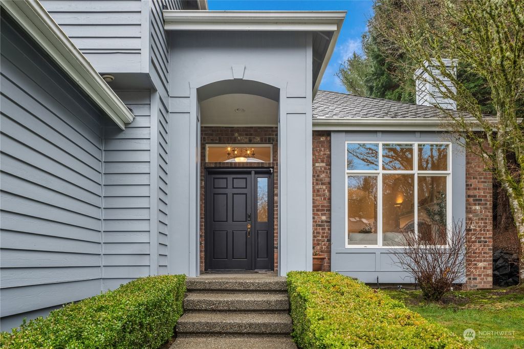 Photo of 14633 SE 82nd Court, Newcastle, WA 98059 (MLS # 2202656)
