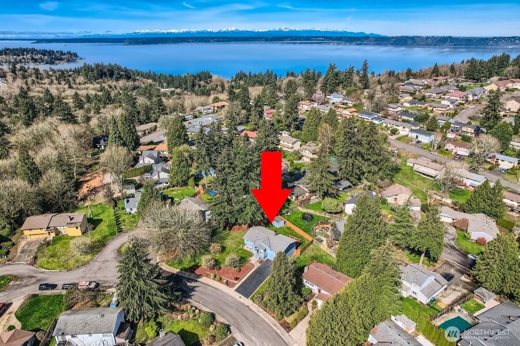 Photo of 2216 SW 309th Street, Federal Way, WA 98023 (MLS # 2342671)