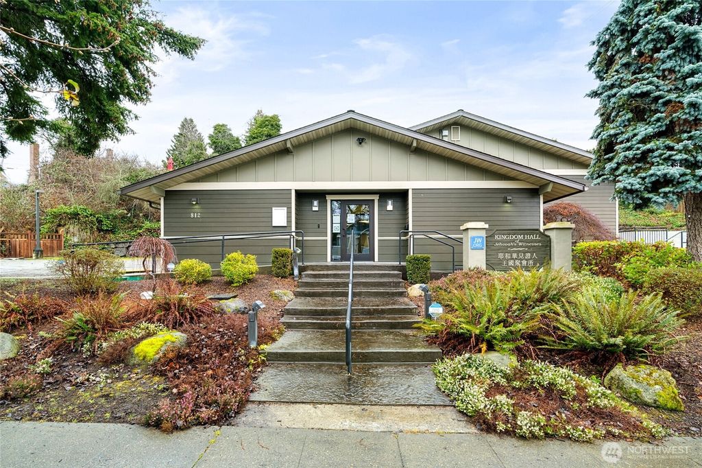 Photo of 812 Davis Place S, Seattle, WA 98144 (MLS # 2483054)