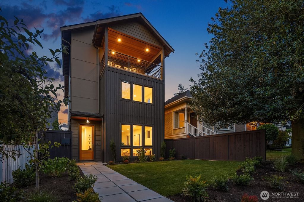 Photo of 1954 5th Avenue W, Seattle, WA 98119 (MLS # 2394026)