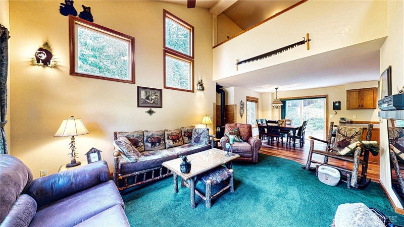 80 Evergreen Way