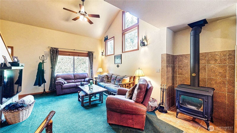 80 Evergreen Way