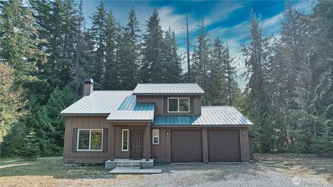 Photo of 80 Evergreen Way Way, Easton, WA 98925 (MLS # 2497285)