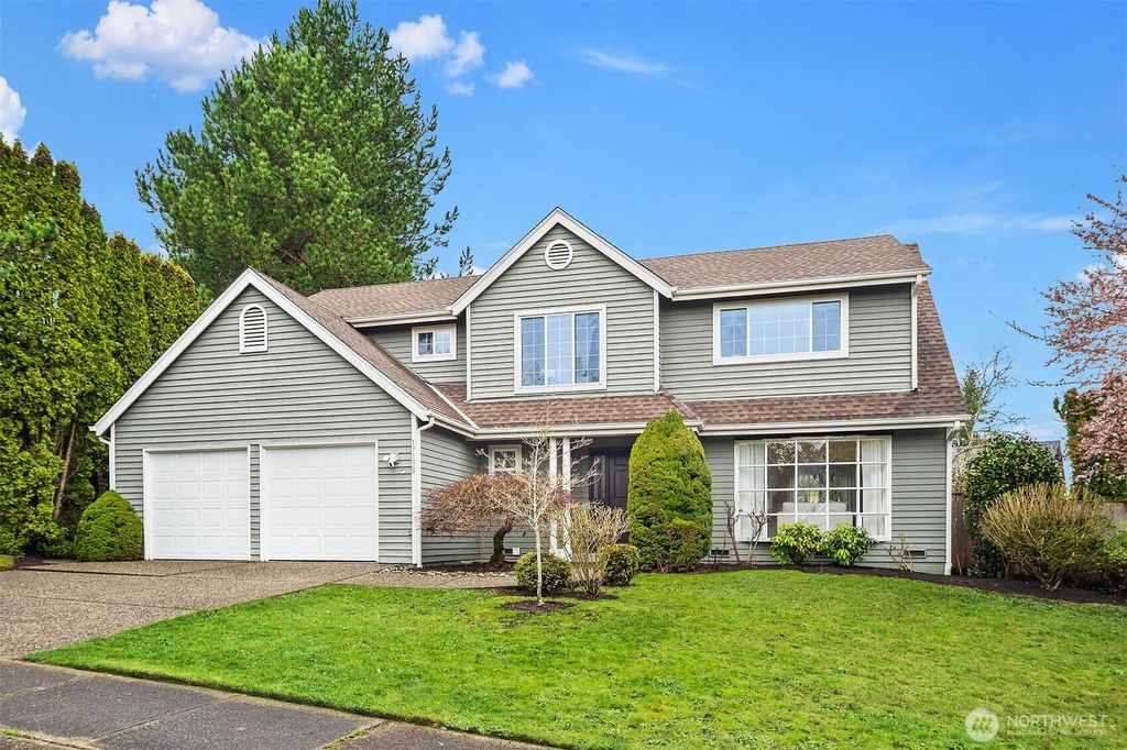 Photo of 17158 NE 37th Place, Bellevue, WA 98008 (MLS # 2493160)
