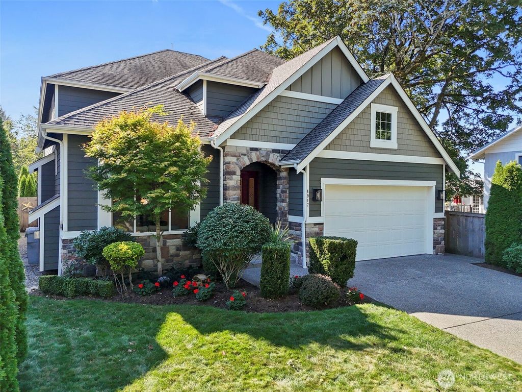 Photo of 4917 NE 8th Street, Renton, WA 98059 (MLS # 2435496)