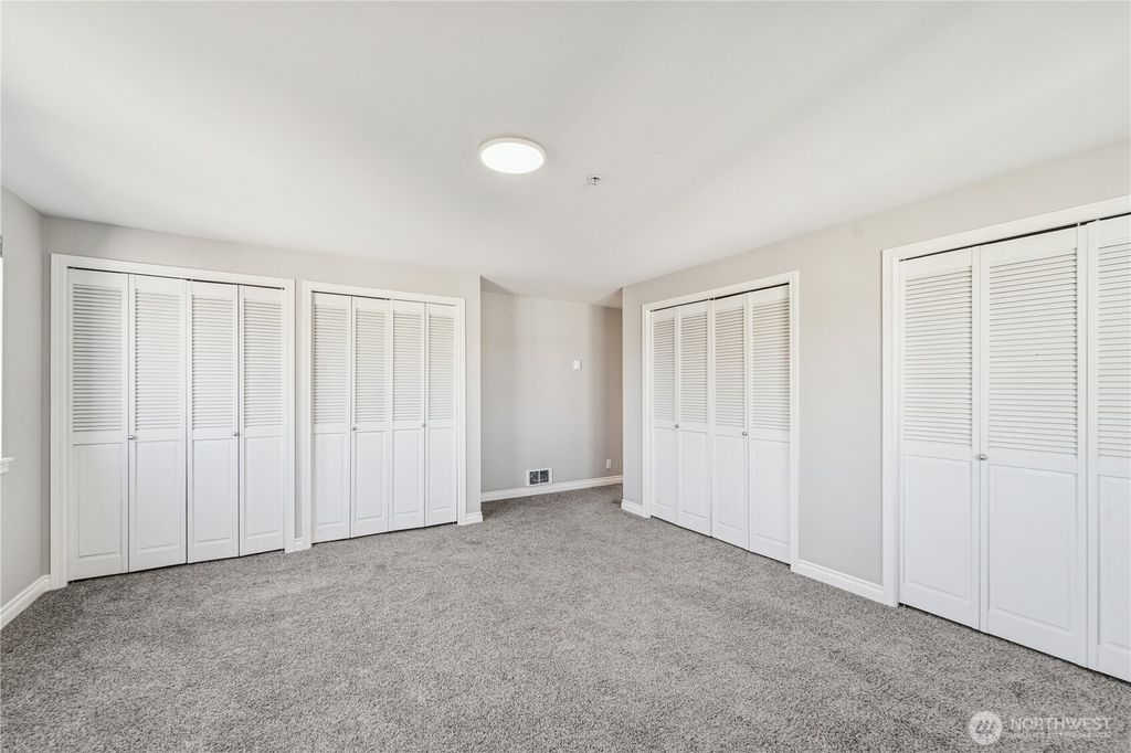 Photo of 9215 Linden Avenue N, Seattle, WA 98103 (MLS # 2467234)