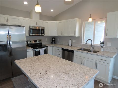 Photo of 417 Riviera Street SW, Ocean Shores, WA 98569 (MLS # 2379829)