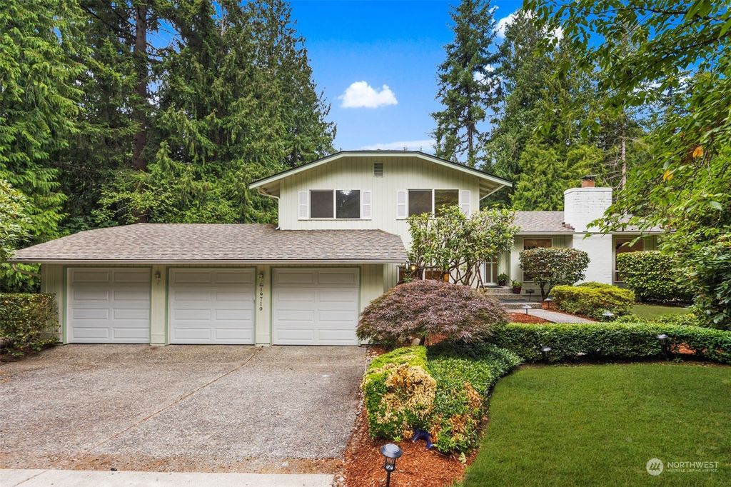 Photo of 19710 SE 21st Street, Sammamish, WA 98075 (MLS # 2141028)