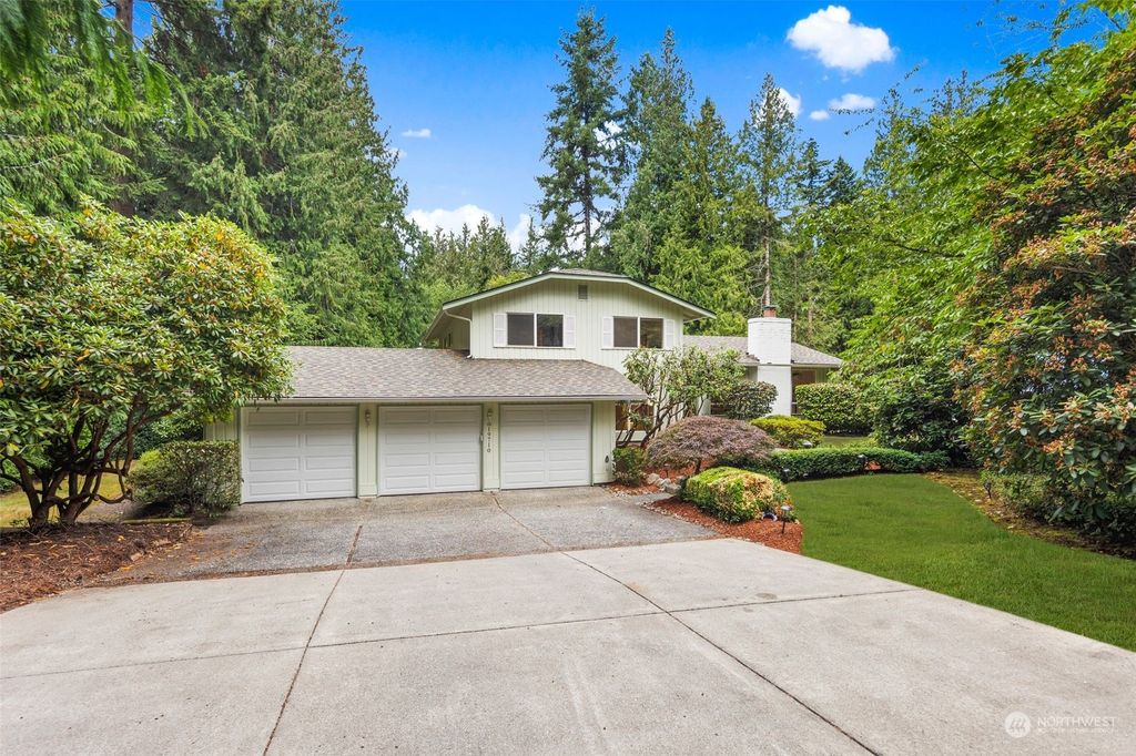 Photo of 19710 SE 21st Street, Sammamish, WA 98075 (MLS # 2141028)