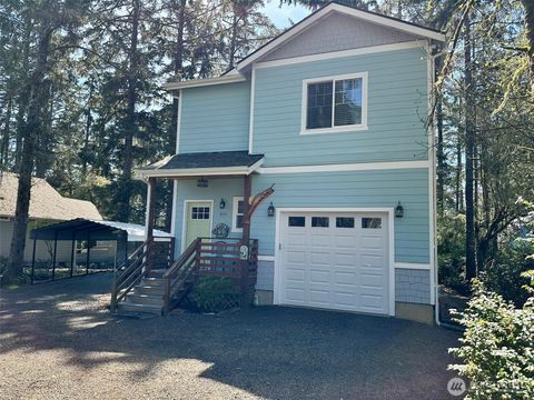 929 Discovery Avenue SE, Ocean Shores, WA 98569 - MLS#: 2359731