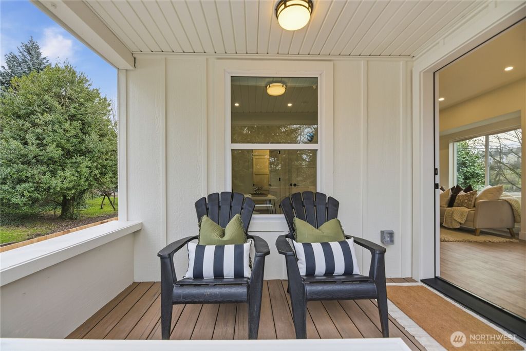 Photo of 2623 SW Yancy Street, Seattle, WA 98126 (MLS # 2463828)