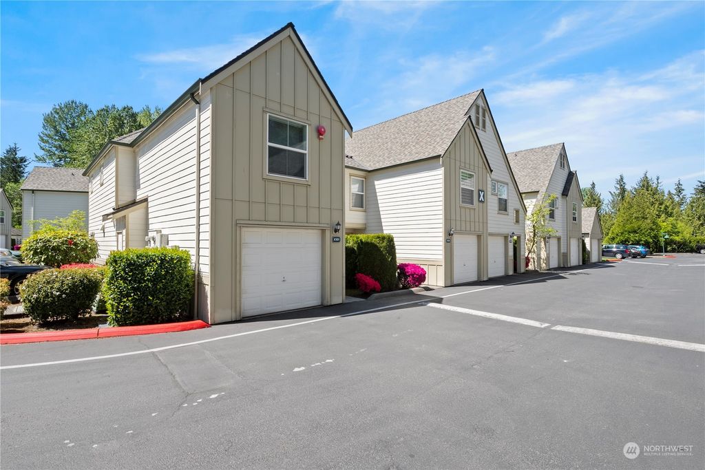 Photo of 1600 121st Street SE #X101, Everett, WA 98208 (MLS # 2059146)