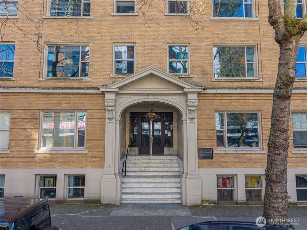 Photo of 7 Harrison Street #20, Seattle, WA 98109 (MLS # 2503580)