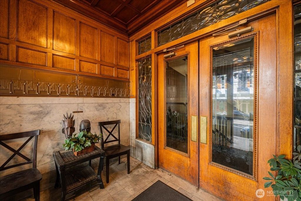 Photo of 7 Harrison Street #20, Seattle, WA 98109 (MLS # 2503580)