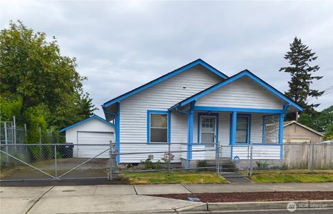 Photo of 14817 Portland Avenue SW, Lakewood, WA 98498 (MLS # 2520443)