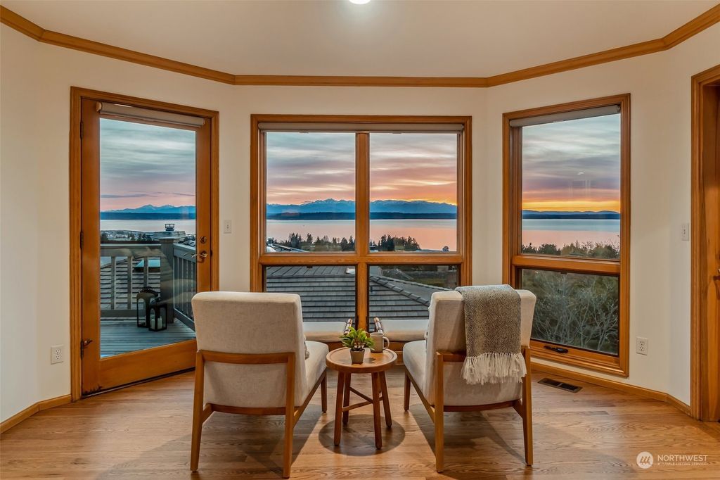 Photo of 1225 Viewland Way, Edmonds, WA 98020 (MLS # 2055110)