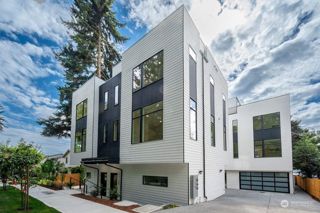 Photo of 17917 Stone Avenue N #C, Shoreline, WA 98133 (MLS # 2141938)