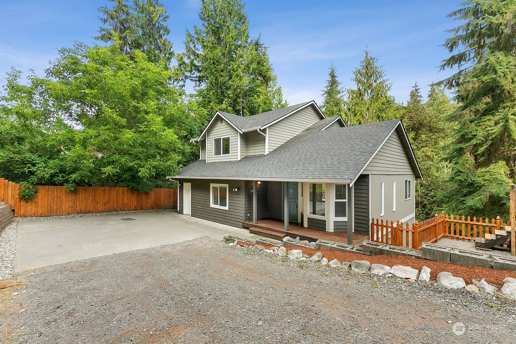 Photo of 5901 176th Drive SE, Snohomish, WA 98290 (MLS # 1995771)